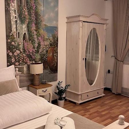Charming Apartament Сібіу Екстер'єр фото